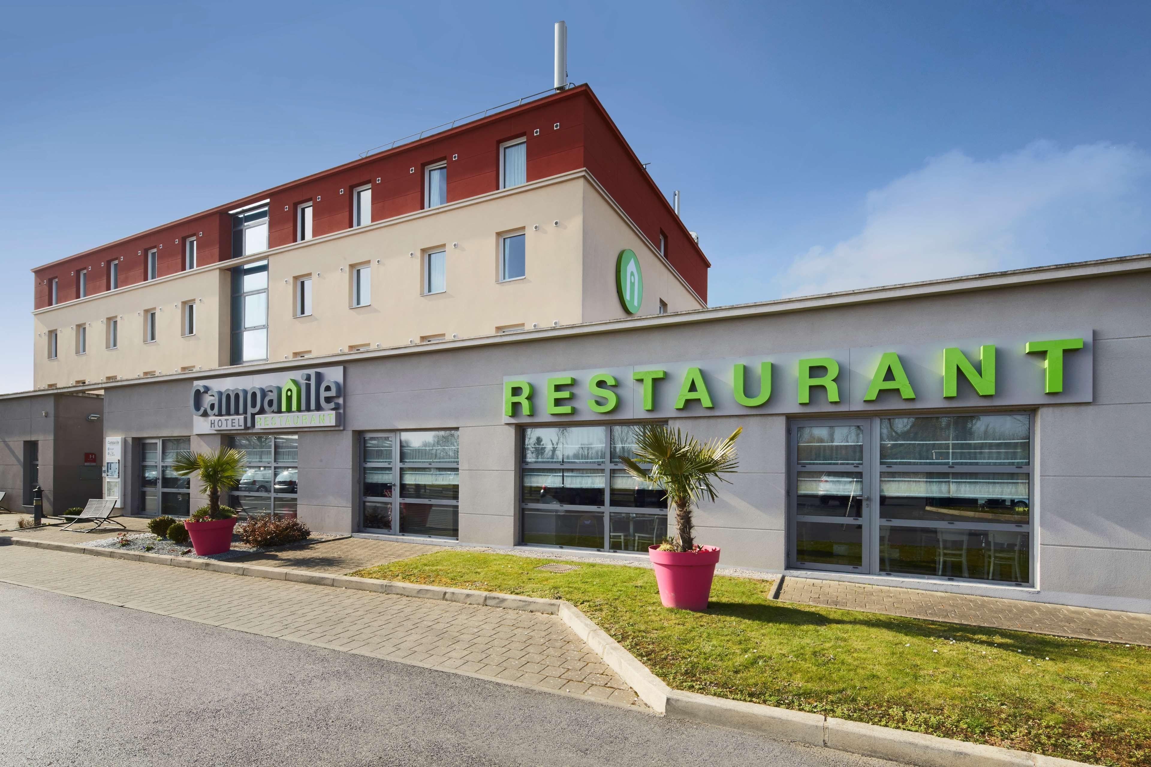 Hotel Campanile Roissy - Aeroport Cdg - Le Mesnil Amelot Exterior foto